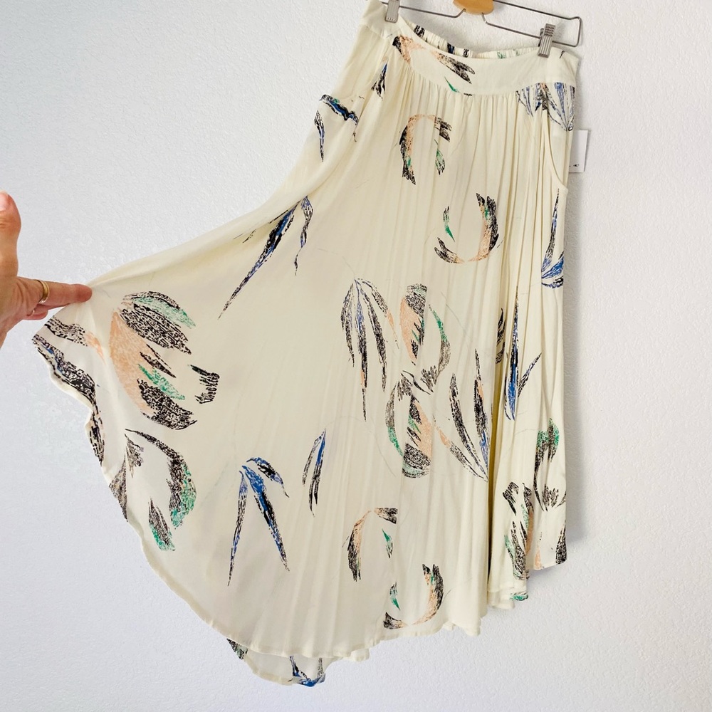 NWT O’Neill Merin Skirt Cream/White Floral Print with Pockets Size L